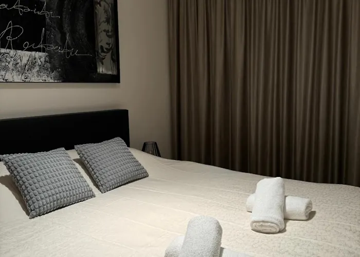 Stijlvol Appartement In Bruisend Malaga Free Parking